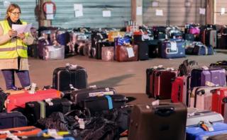 Bruselas: Miles de maletas esperan a sus dueños en aeropuerto