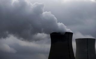 Bélgica: Matan a guardia de central nuclear y roban sus accesos