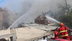 La Libertad: incendio destruyó almacén de recicladora