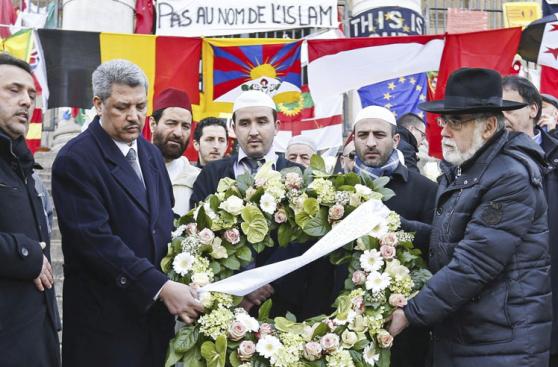 Musulmanes honran a víctimas de ataques terroristas de Bruselas