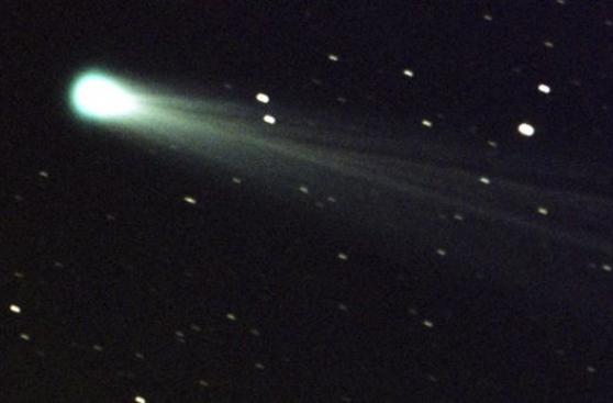 Aumentan indicios de que la vida llegó en los cometas