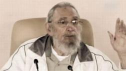 Fidel Castro reaparece en acto público después de nueve meses