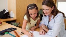 ¿Cómo puedes ayudar a tu hijo con las tareas escolares?