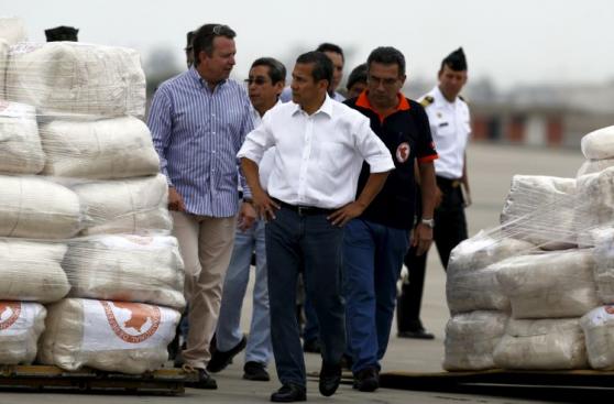 Terremoto en Ecuador: Perú envía 21 toneladas de ayuda [FOTOS]