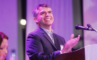 Julio Guzmán pide ayuda para escoger nombre de partido propio