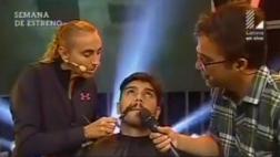 "Reto de campeones": Natalia Málaga dejó sin bigote a Rafael