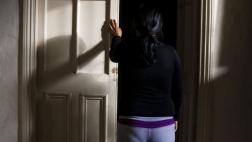 Condenado a 25 años de cárcel por violar y embarazar a hijastra