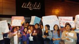 Harán vigilia frente a discoteca donde joven fue desfigurada