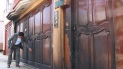 Extorsionadores prenden fuego a casa de alcalde de Laredo