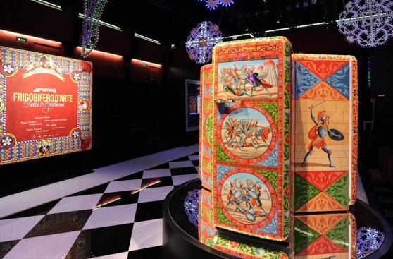 Dolce & Gabbana y Smeg crean la refrigeradora con más estilo