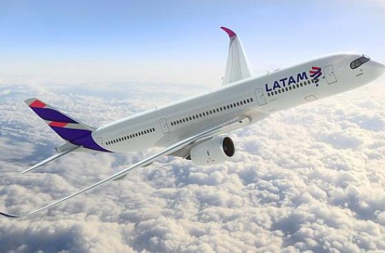 Latam, unión de Lan y Tam, presenta nuevo diseño de sus aviones