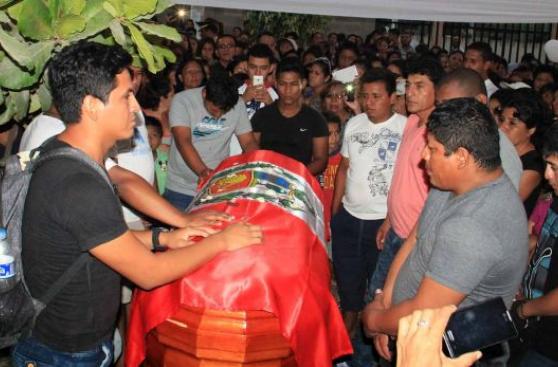 Piura: emotiva despedida a soldado que falleció en el Vraem