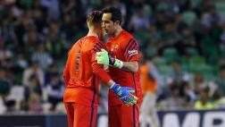 Barcelona: Claudio Bravo lesionado y peligra la portería culé