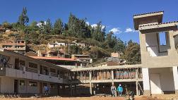 Regiones reciben S/ 291 mlls. para continuar obras de colegios