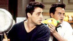 "Friends": Joey y Chandler desatan furor con su reencuentro