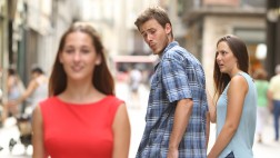 Por qué tu novio mira a otras mujeres, según la ciencia