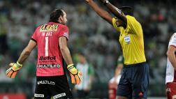 Árbitro venezolano faltó el respeto a jugadores de Huracán