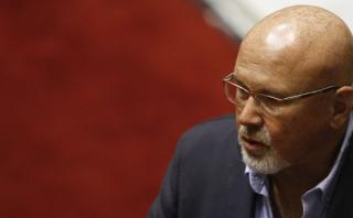Carlos Bruce: “César Acuña tiene acusaciones que debe aclarar”
