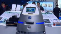 Crean robot policía que podría pronto patrullar en bancos