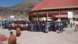 Puno: azotan a alcalde en plaza por no cumplir promesas