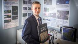 Joven de 15 años descubre ciudad maya usando Google Earth