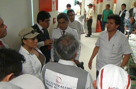 Inspeccionan hospital de Tarapoto por desprendimiento de techo