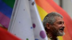 Italia aprueba la unión civil entre parejas homosexuales