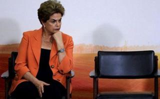 Brasileños incendian Twitter tras suspensión de Dilma Rousseff