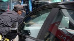 Surco: multarán a vecinos que laven autos en la vía pública