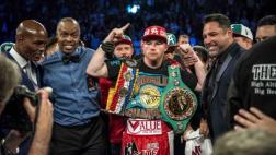 Saúl 'Canelo' Álvarez renunció a su cinturón peso medio CMB