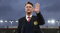 Van Gaal dirigió carta a hinchas del Manchester tras despido