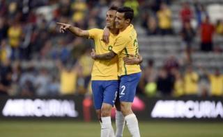Brasil con Kaká en el campo de juego derrotó 2-0 a Panamá