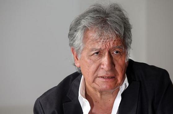 Piden indagar agresión a Virgilio Acuña en marcha contra Keiko
