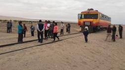 Tren inaugurado hace 6 días falló y pasajeros quedaron varados