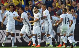 Colombia derrotó 2-1 a Paraguay y avanzó a cuartos de final
