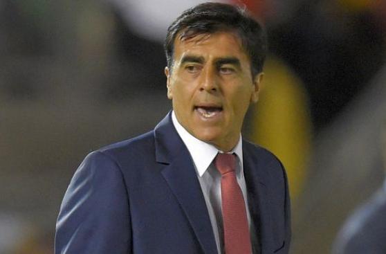 Técnico de Ecuador tras empate ante Perú: "Hicimos todo mal"