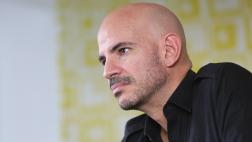 Ricardo Morán y su pareja se besaron por virtual triunfo de PPK