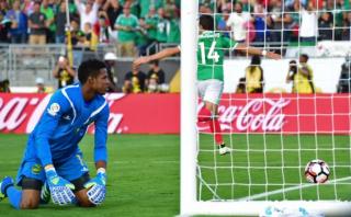 ‘Chicharito’ Hernández anotó gran tanto de cabeza ante Jamaica