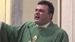 El indignante sermón homofóbico de un sacerdote italiano