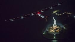 Avión solar aterriza en Nueva York y se prepara para Europa