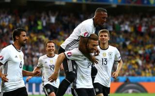 Eurocopa: Alemania gana 1-0 con cabezazo de Mustafi [VIDEO]