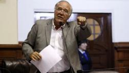 Acusan a Gilbert Violeta de presionar a la Comisión Orellana