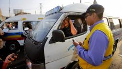 Choferes perderán brevete de por vida por atacar fiscalizadores