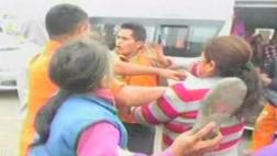Cobrador de combi agredió a embarazada y anciana en Huaycán