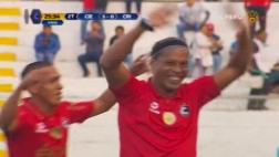 Pase de Ronaldinho en Cusco da qué hablar en diario "Marca"