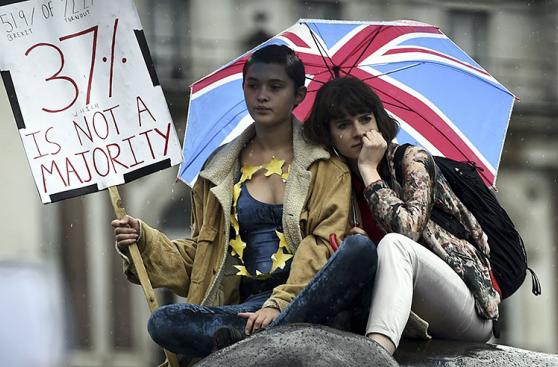 Miles de personas protestan en Londres contra el 'brexit'
