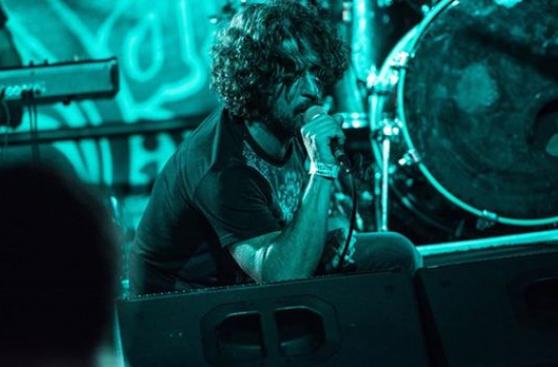Backdoormen celebra 25 años con Ty Dennis en el escenario