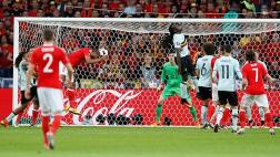 Gales vs. Bélgica: Williams marcó el empate (1-1) de cabeza