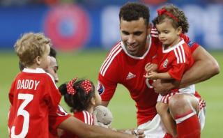 Robson-Kanu, el héroe galés sin empleo y rechazado por Arsenal