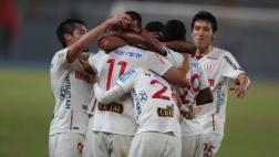 Universitario ganó 2-0 a Municipal y retomó liderato del torneo